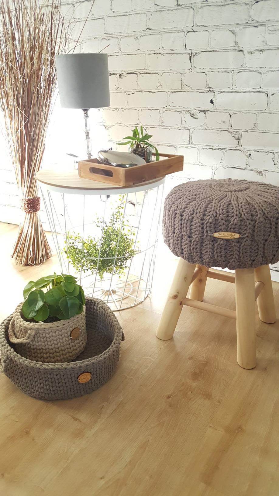 Hocker gehäkelter Bezug, skandinavisches Dekor, gehäkelte Husse Hocker, Bauernhaus Hocker, rustikale Hocker, gehäkelter Pouf Hocker Tabouret