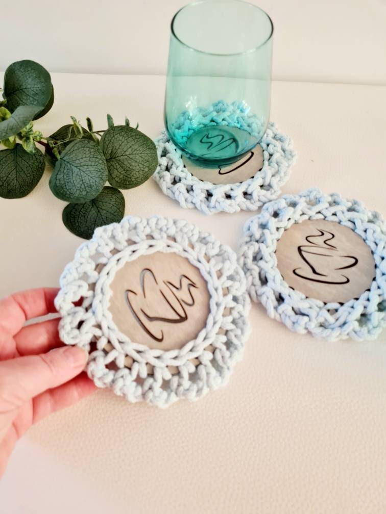 Tassenuntersetzer, Glasuntersetzer gehäkelt, Hochzeitsgeschenk, Gastgeschenk, schöne Tischdekoration, Terassendekor, Tasse Pad, Geschenkidee