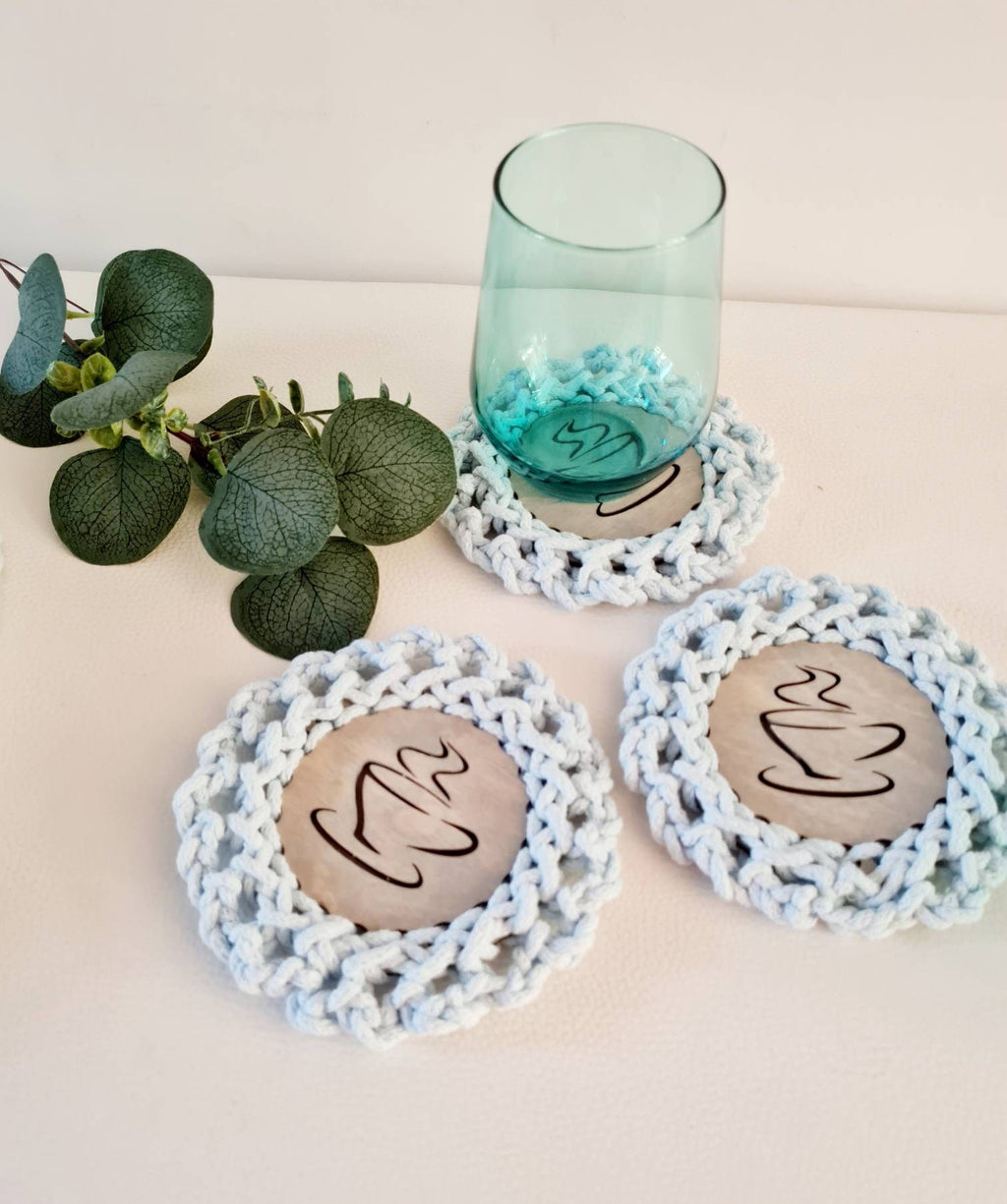 Tassenuntersetzer, Glasuntersetzer gehäkelt, Hochzeitsgeschenk, Gastgeschenk, schöne Tischdekoration, Terassendekor, Tasse Pad, Geschenkidee