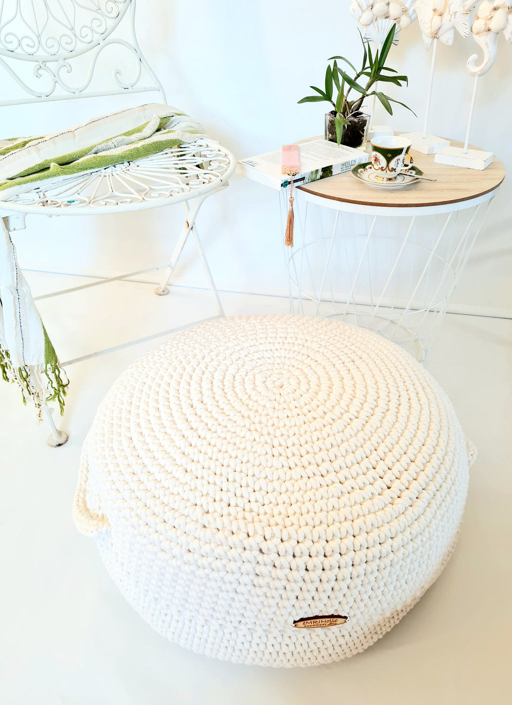 Pouf Ottoman gehäkelt, Sitzkissen, Kinderstuhl, Baumwoll Pouf im Skandinavischem Stil, Häkelhocker Kinderzimmer, Fußhocker, Sitzhocker