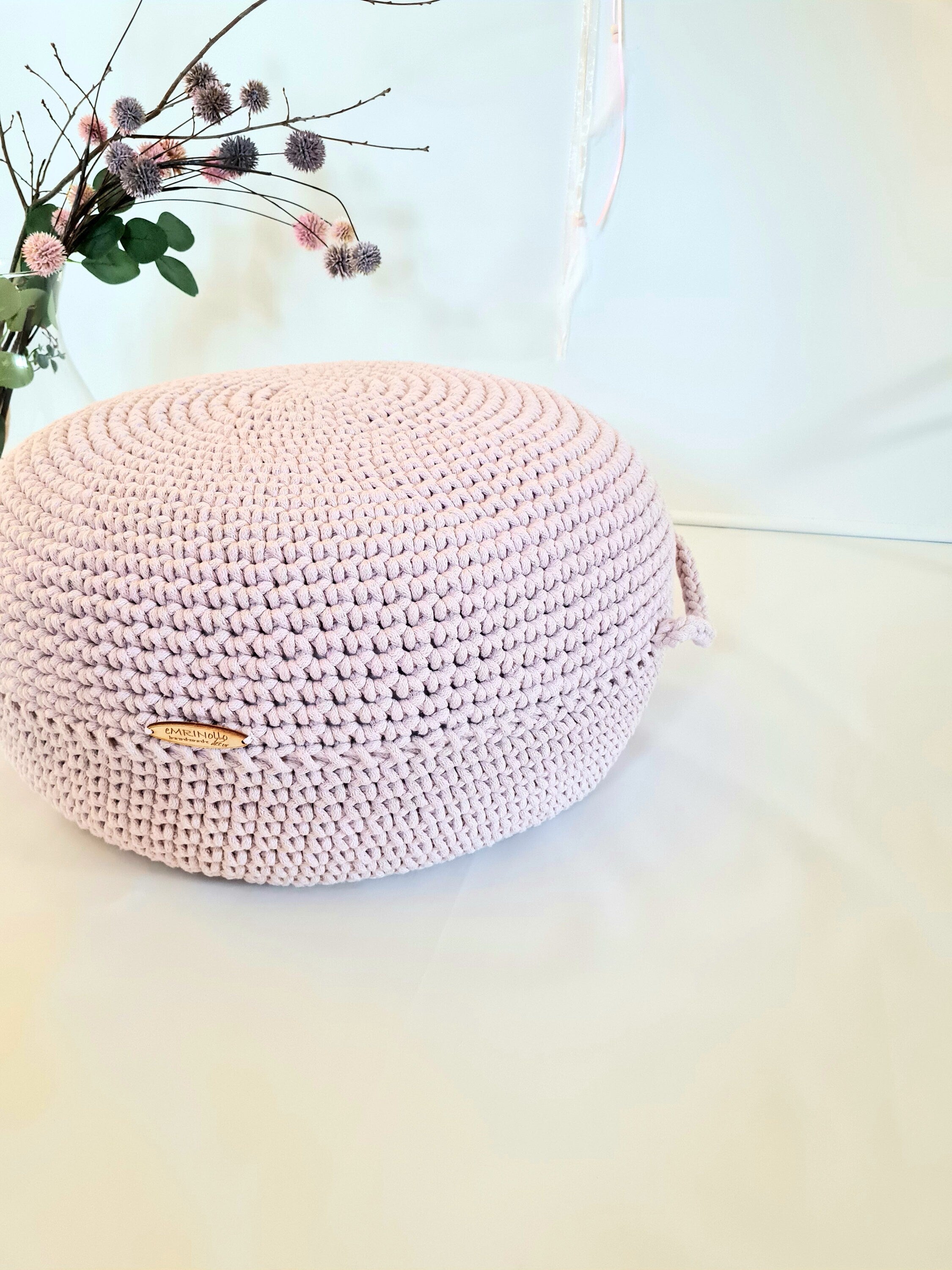 Pouf Ottoman gehäkelt, Babyzimmer deko, Bodenkissen, Sitzkissen, Skandinavisches Kinderzimmer Dekor, Häkelhocker Kinderzimmer, Sitzhocker