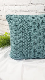 Kissen gestricktes Zopfmuster, Wohnkultur, Dekokissen, Sofakissen, skandinavisches Dekor, aus Baumwollgarn von hoooked, grobstrick