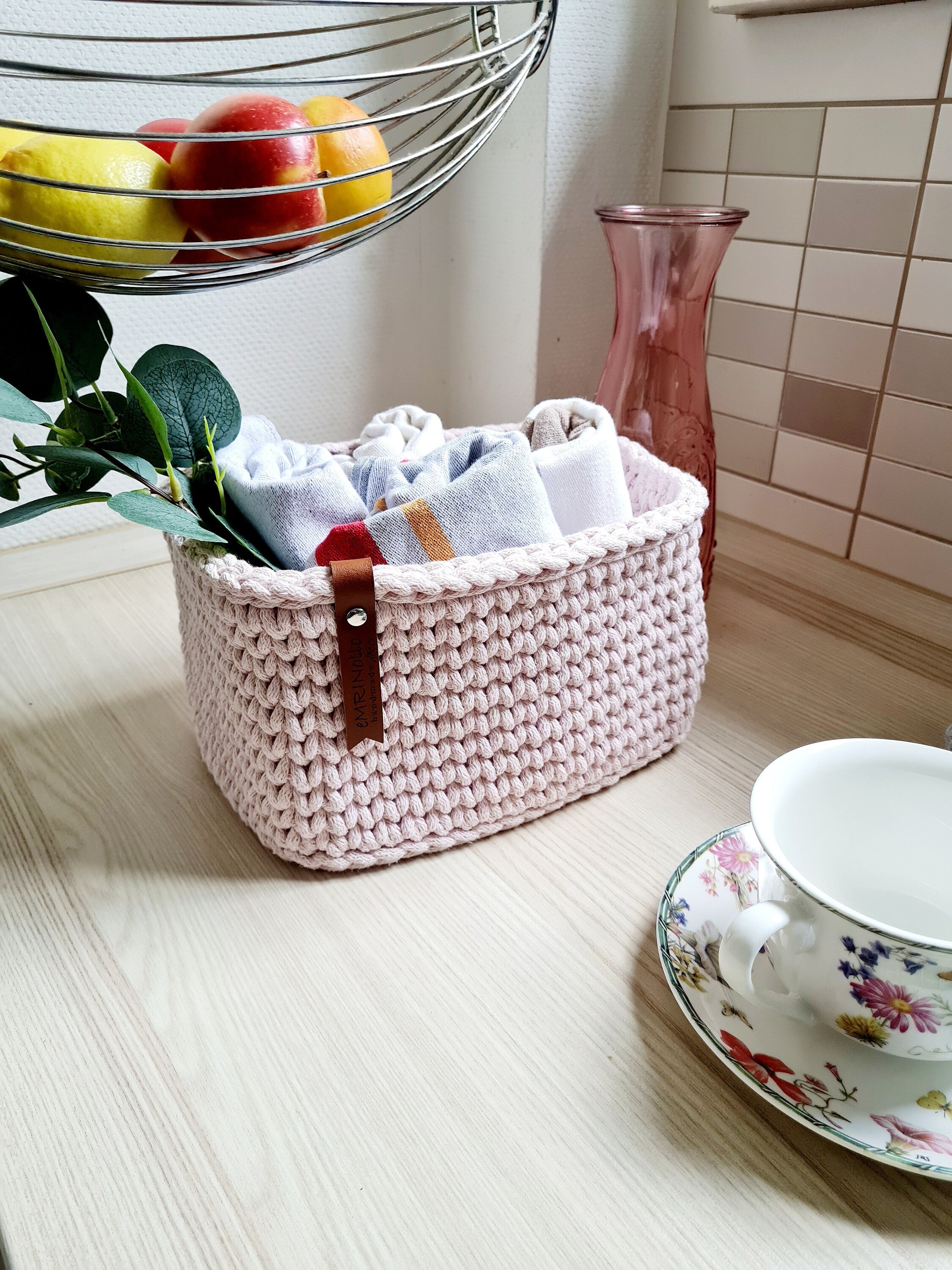 Korb gehäkelt eckig, Aufbewahrungskorb, Häkelkorb Kinderzimmer deko, Körbe Aufbewahrung, Geschenkidee, Weihnachtsgeschenk, Bad Aufbewahrung
