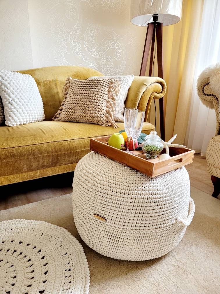 Pouf Footstool gehäkelt, Tischpouf, Wohnzimmer deko, Bodenkissen, Sitzkissen, Skandinavisches Dekor, Häkelhocker Kinderzimmer, Sitzhocker