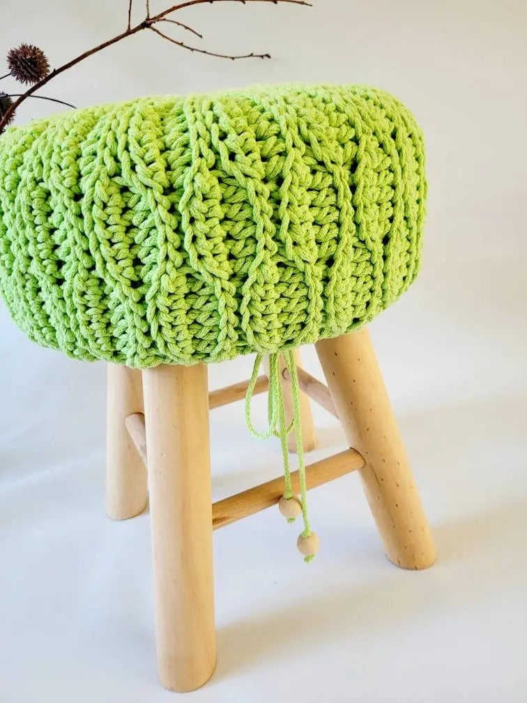 Hocker gehäkelter Bezug, skandinavisches Dekor, gehäkelte Husse Hocker, Bauernhaus Hocker, rustikale Hocker, gehäkelter Pouf Hocker Tabouret