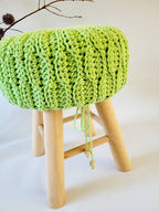 Hocker gehäkelter Bezug, skandinavisches Dekor, gehäkelte Husse Hocker, Bauernhaus Hocker, rustikale Hocker, gehäkelter Pouf Hocker Tabouret