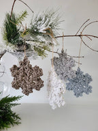 Gehäkelte Schneeflocken Ornament, Weihnachtsdekoration skandinavisches Dekor, Anhänger, Geschenkidee, Weihnachtsbaumdekoration
