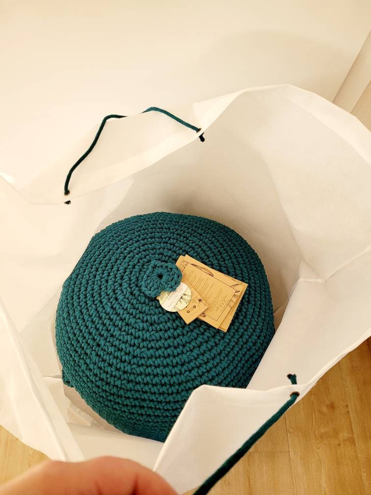 Pouf Footstool Sitzhocker Sitzkissen gehäkelt, Tischpouf, Wohnzimmer deko, Bodenkissen, Geschenkidee, Kinderzimmer Einrichtung