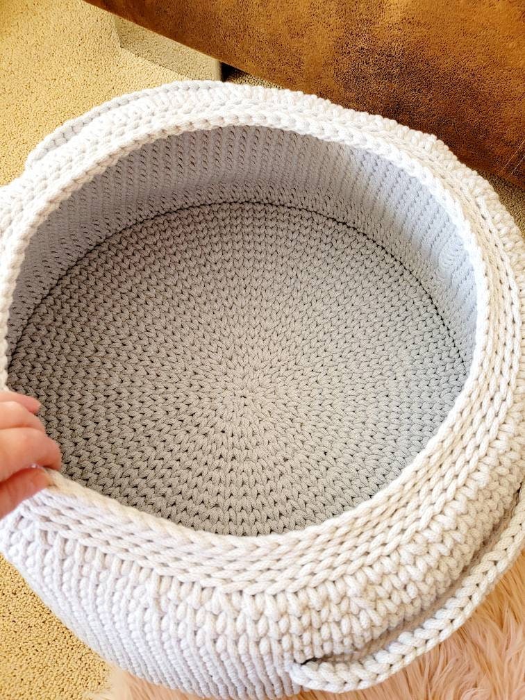 Zeitungskorb large, newspaper basket gehäkelt, Korbschale, Aufbewahrungskorb, beige Spielzeug Korb, Scandi, skandinavisches japandi Style