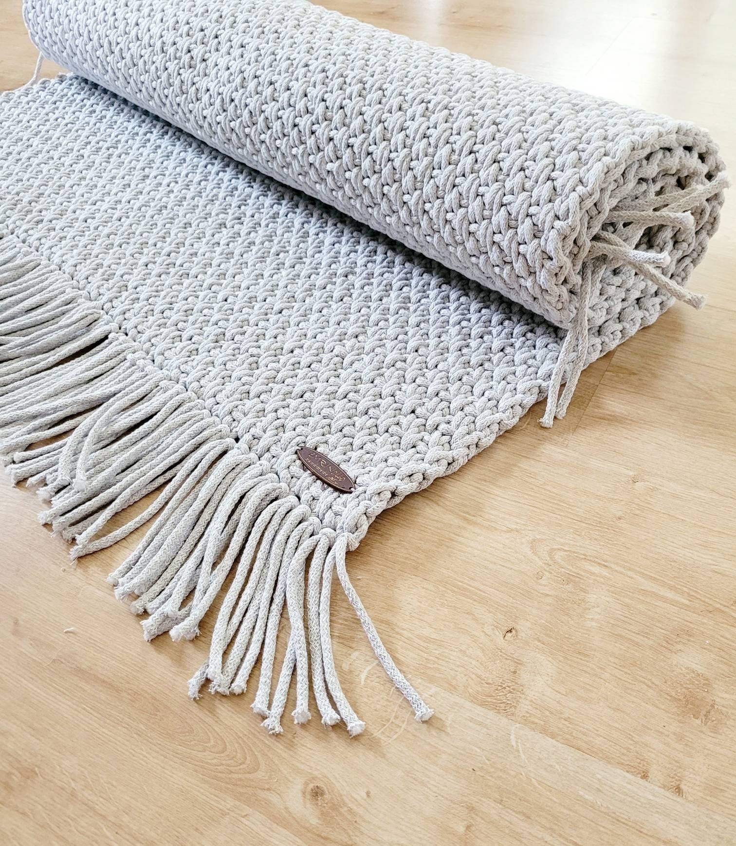 Teppichläufer Kinderzimmer gehäkelt, eckig handgefertigt, Kinderzimmer Deko, Teppich für das Wohnzimmer, Geschenkidee für Taufe
