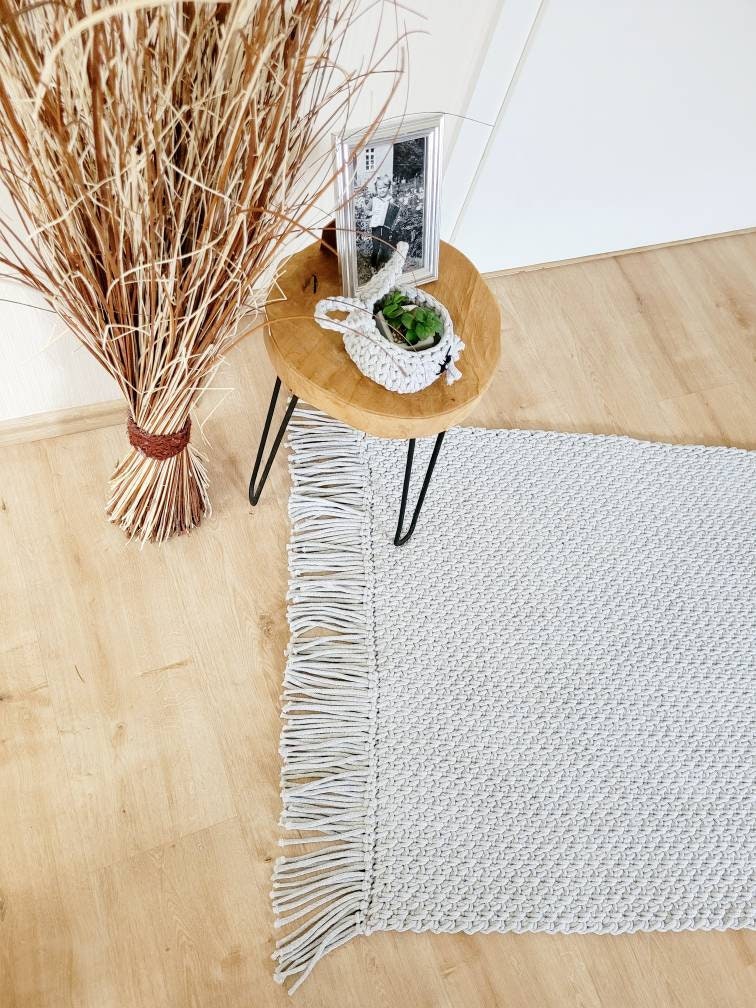 Teppichläufer Kinderzimmer gehäkelt, eckig handgefertigt, Kinderzimmer Deko, Teppich für das Wohnzimmer, Geschenkidee für Taufe
