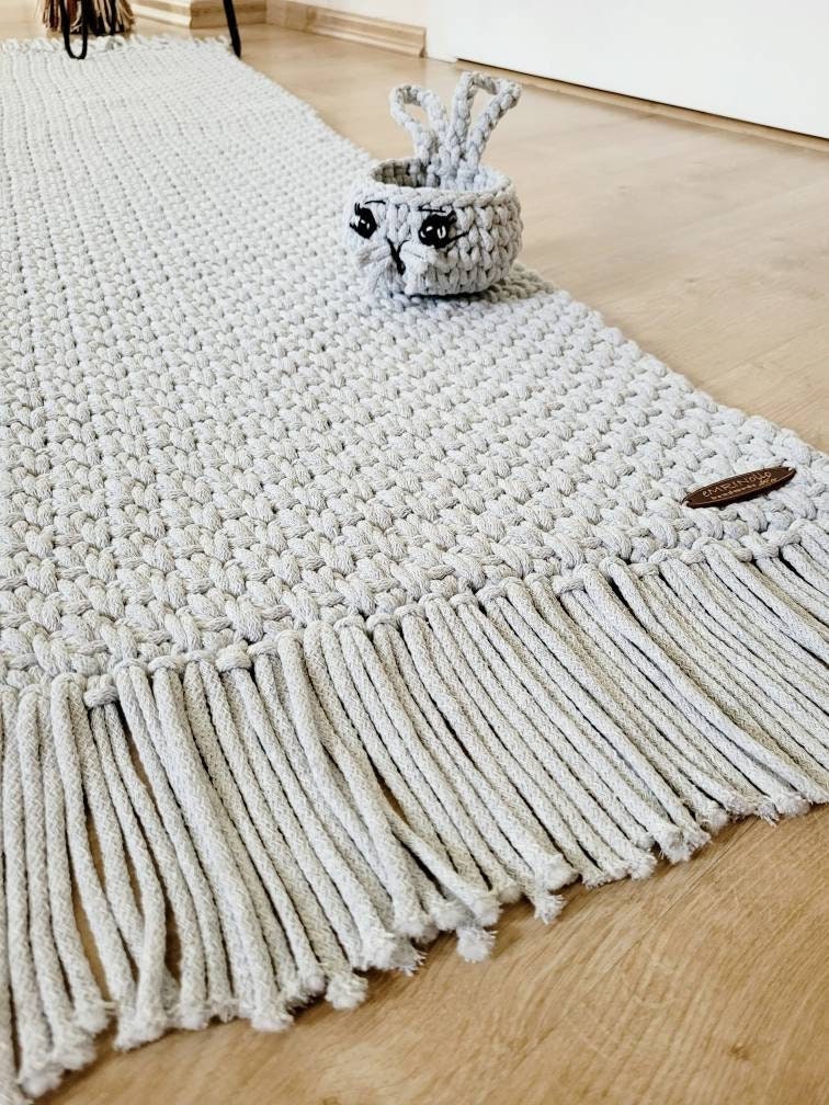 Teppichläufer Kinderzimmer gehäkelt, eckig handgefertigt, Kinderzimmer Deko, Teppich für das Wohnzimmer, Geschenkidee für Taufe