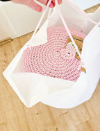 Pouf Ottoman gehäkelt, Babyzimmer deko, ro Bodenkissen, Sitzkissen, rosa Farben, Skandinavisches Kinderzimmer Dekor, Häkelhocker Sitzhocker