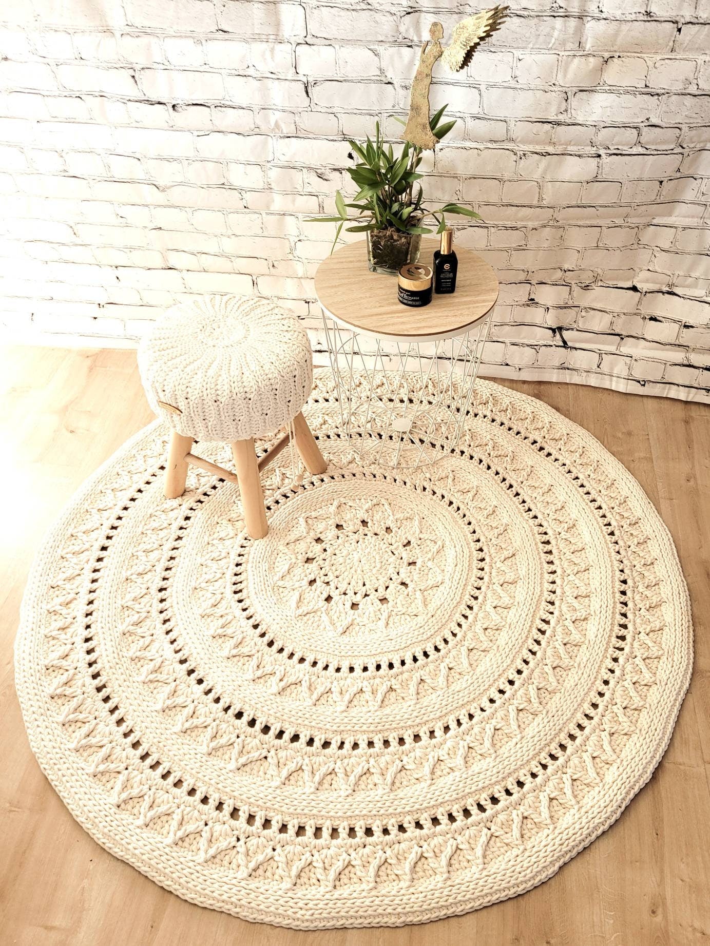 Teppich handmade Kinderzimmer, rund handgefertigt, Kinderzimmer Deko, Teppich für das Wohnzimmer, Geschenkidee für Taufe