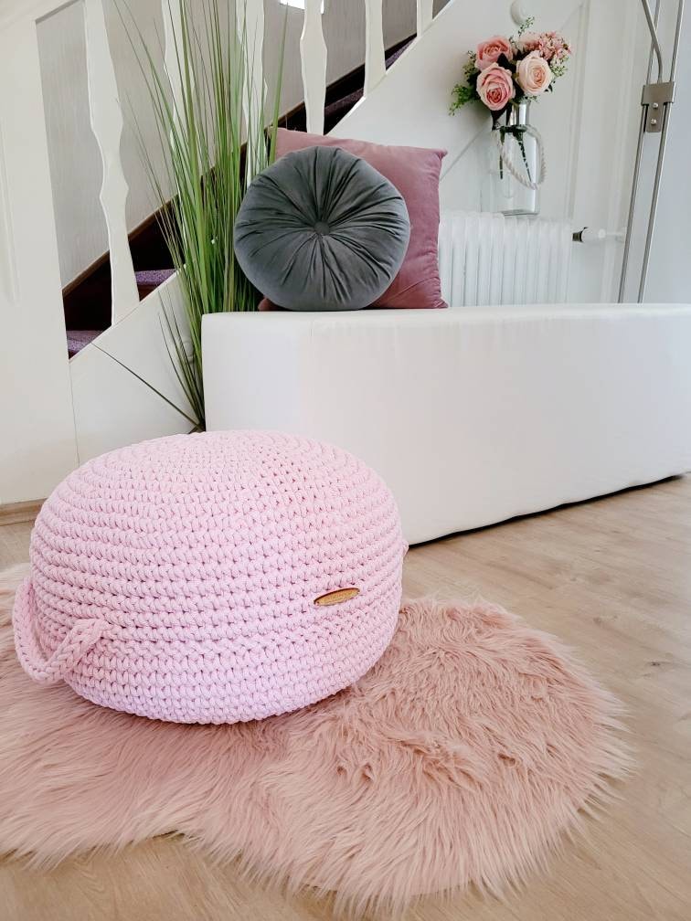 Pouf Ottoman gehäkelt, Babyzimmer deko, ro Bodenkissen, Sitzkissen, rosa Farben, Skandinavisches Kinderzimmer Dekor, Häkelhocker Sitzhocker