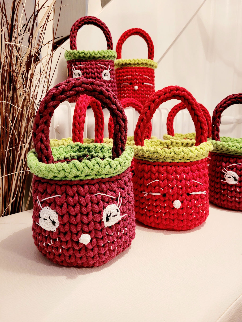 Henkelkorb, Basket crochet, Korb mit Henkel Griff, Hasenkorb, Gehäkelter Korb , Wohnzimmer Dekoration, Ostergeschenk, Gäste, Nordic Stile