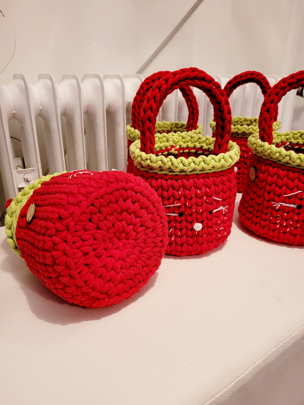 Henkelkorb, Basket crochet, Korb mit Henkel Griff, Hasenkorb, Gehäkelter Korb , Wohnzimmer Dekoration, Ostergeschenk, Gäste, Nordic Stile