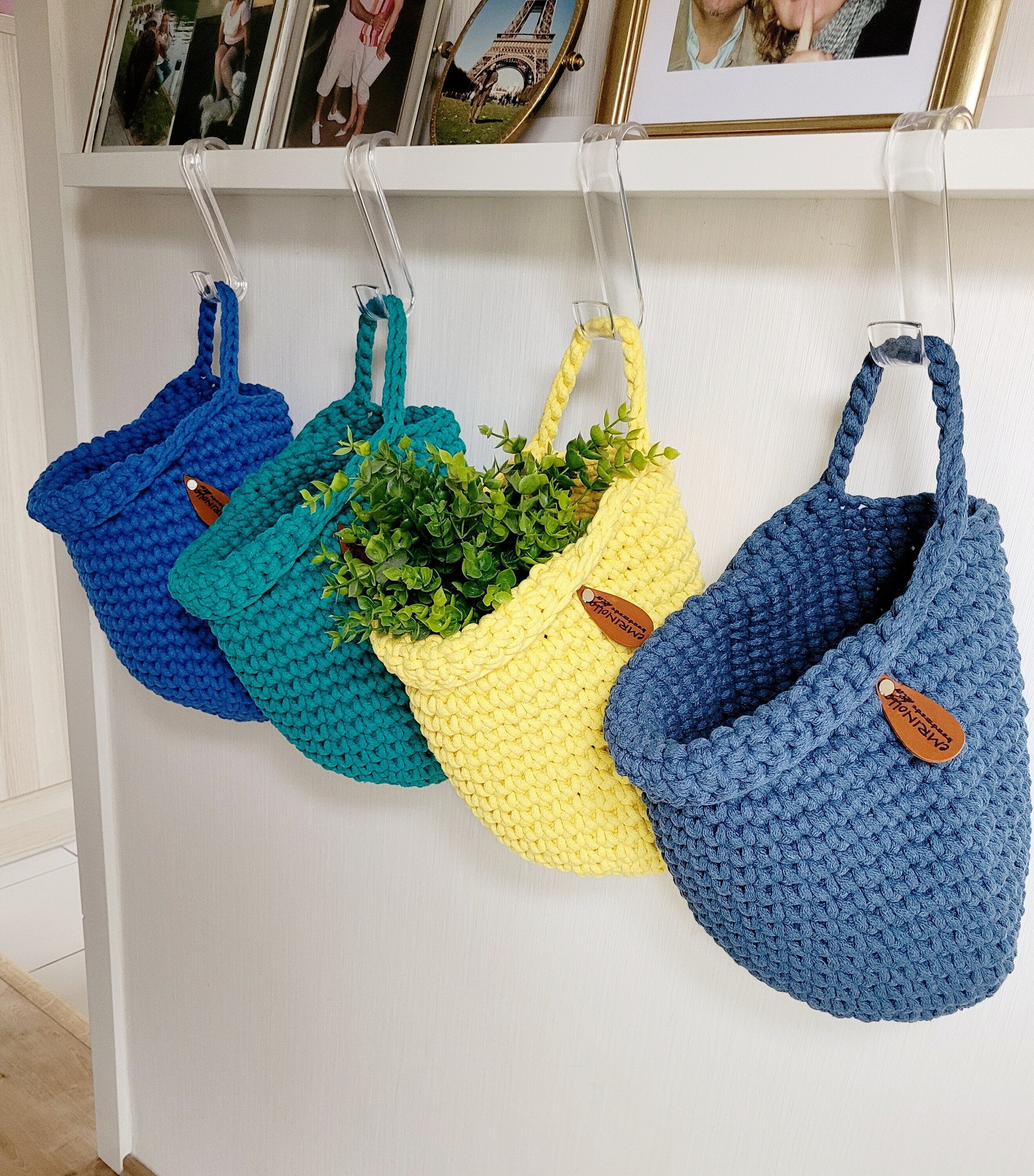 Gehäkelter Hängekorb, Wanddeko Aufbewahrungskorb, Hängetasche, Kinderzimmer Organizer, Spielzeug Aufbewahrung, Neutrales Kinderzimmer Dekor