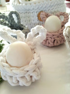 Hasenbecher, Eierbecher BunnyBasket, häkeln HasenKorb, Esszimmer Dekoration, Gastgebergeschenk, Wohnzimmer Dekoration, Nordic Stile