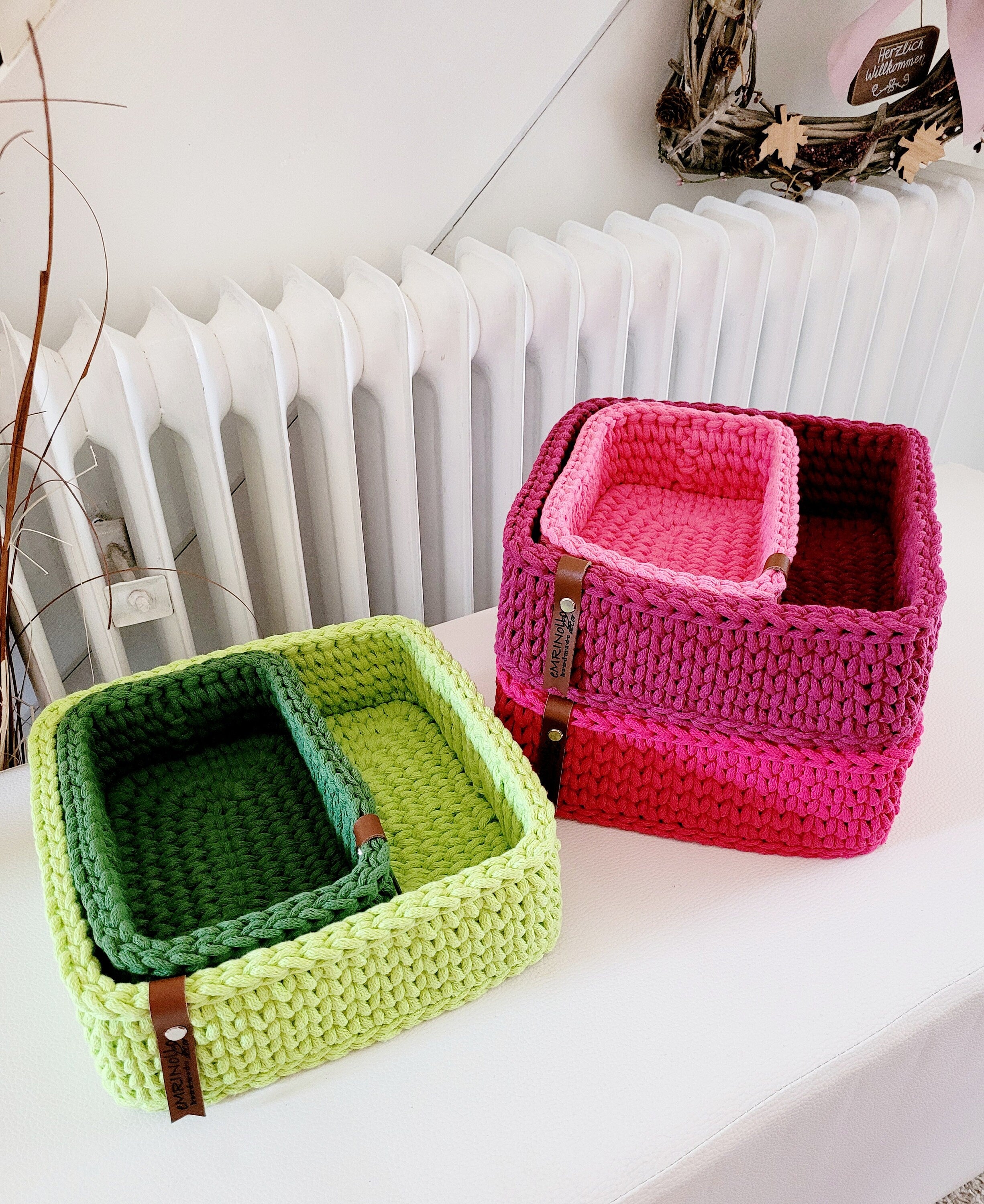 Eckiger Korb Utensilo - gehäkelt aus Naturmaterialien, als Kinderzimmer deco, Schlüsselschale, Obstschale oder Badezimmer Aufbewahrung