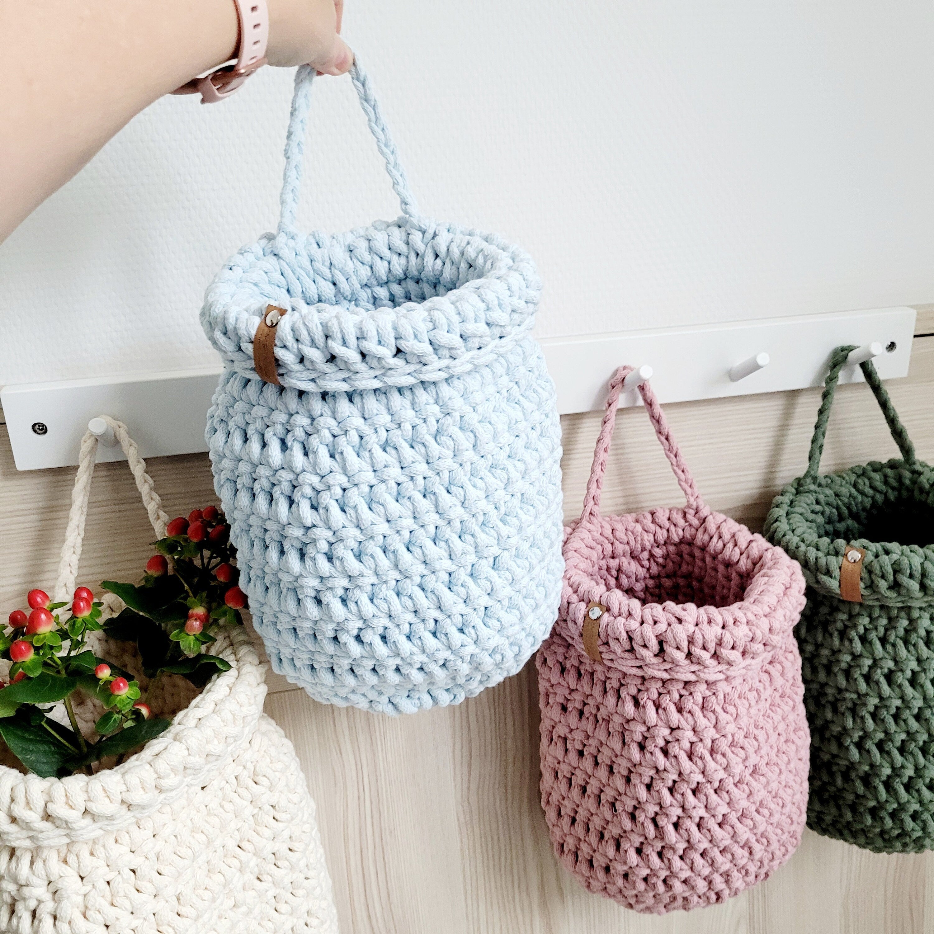 Hängekorb Kinderzimmer - Praktische Wanddeko Babyzimmer und Aufbewahrung in einem! Korb zum Aufhängen - Geschenk zur Geburt - Wandkörbe
