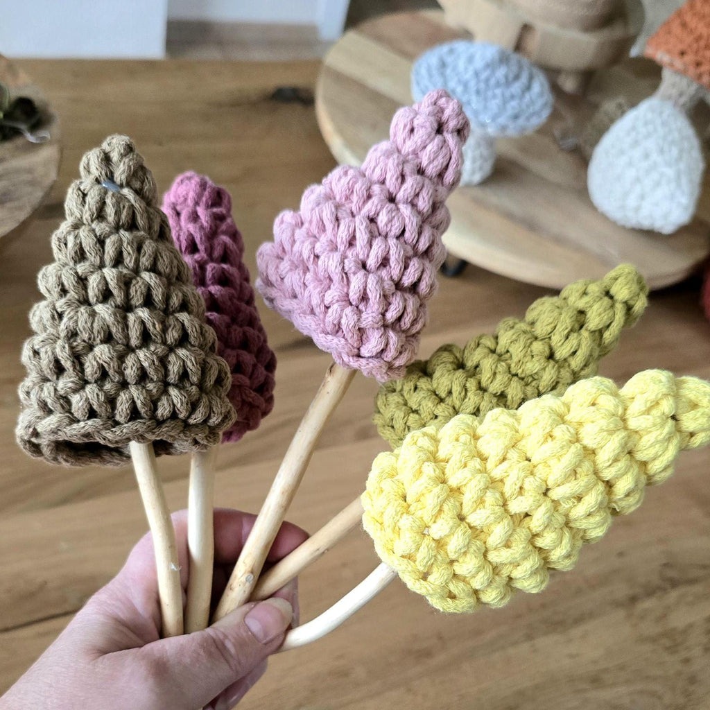 Stell dir vor, du suchst nach Ideen für Herbstdeko und findest diesen süßen Deko Pilz!