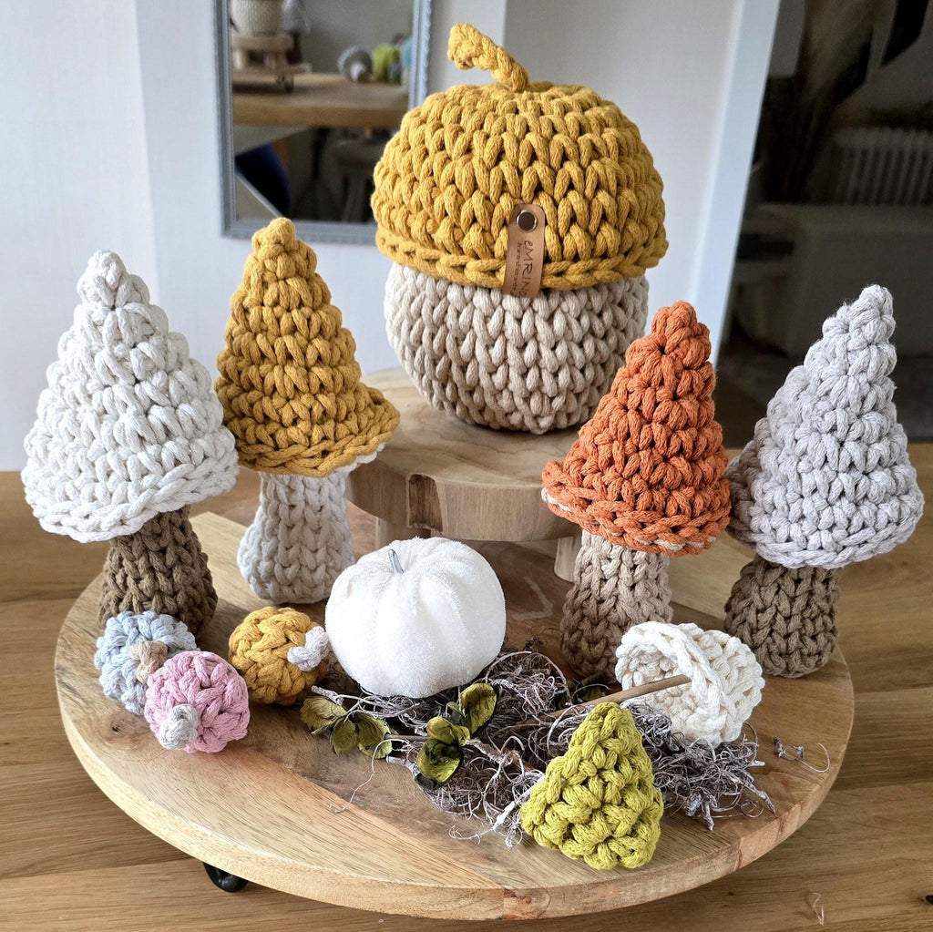 Du suchst nach tollen Deko Ideen für dein Esszimmer? Hier hast du sie! Die Boho Wohnaccessoires sind handgefertigte Dekoration, die deinem Zuhause Persönlichkeit verleiht.