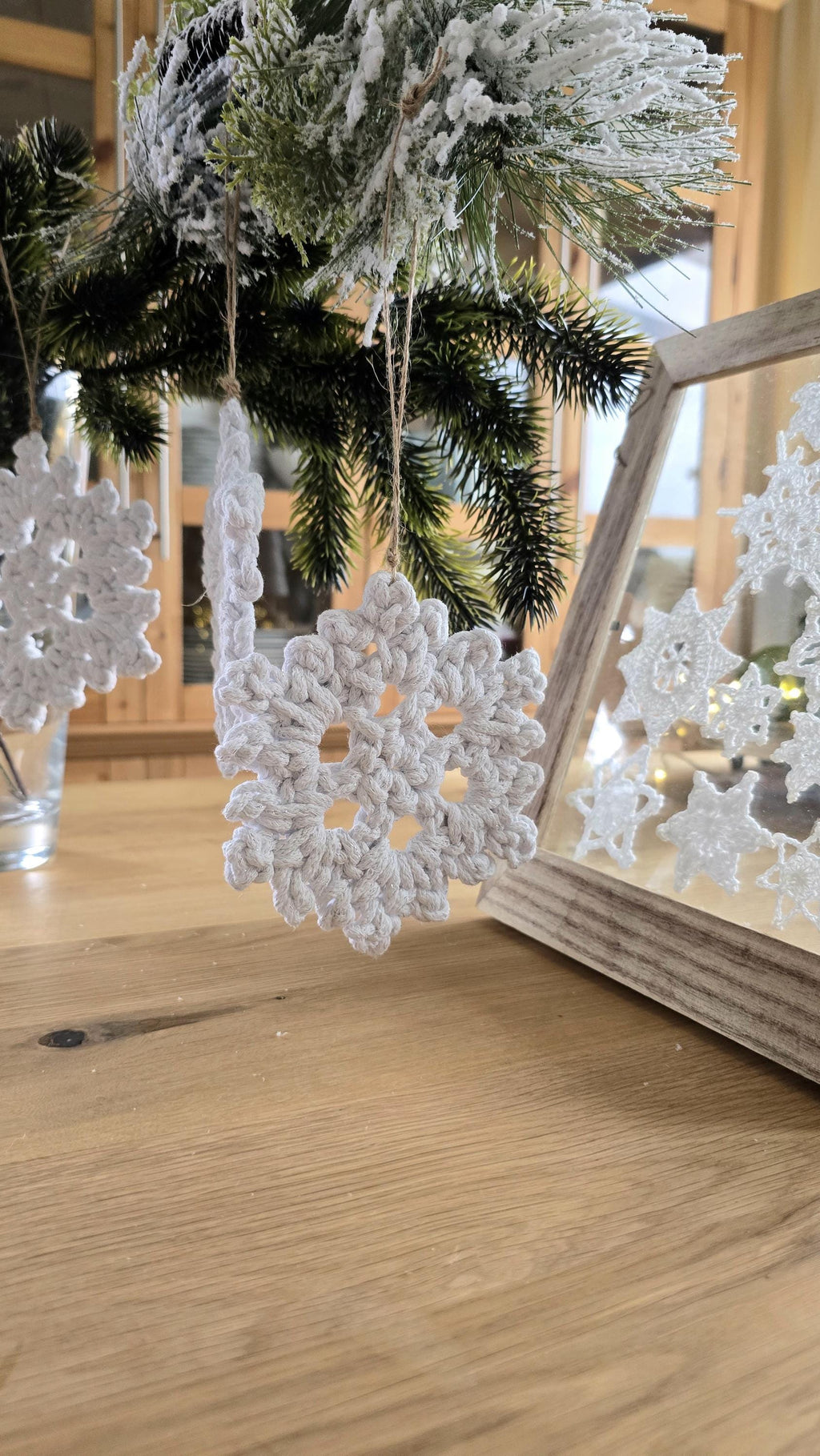 Weihnachtssterne 3er Set, Weihnachtsornament und Deko für den Weihnachtsbaum, Charm Anhänger Schneeflocke, Christbaumschmuck Sterne
