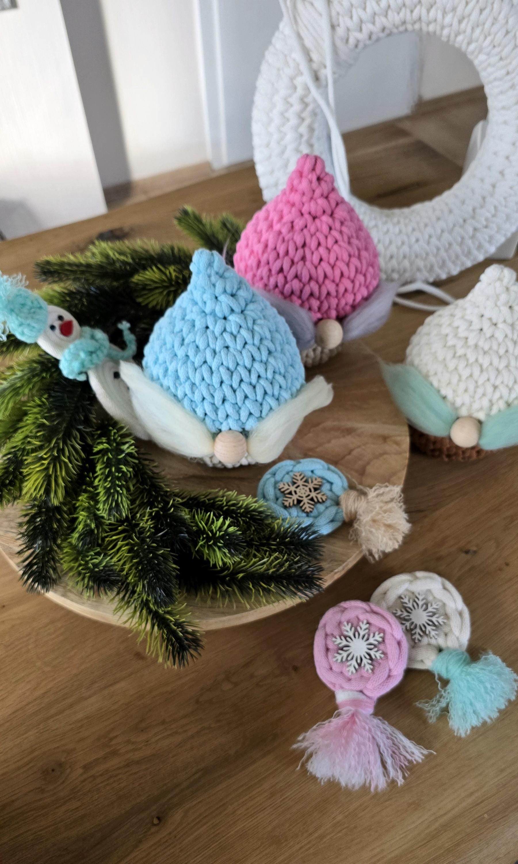 Ob für Wichtel Weihnachten oder als originelles Nikolaus Geschenk, diese lustigen Geschenkideen zaubern garantiert ein Lächeln. X