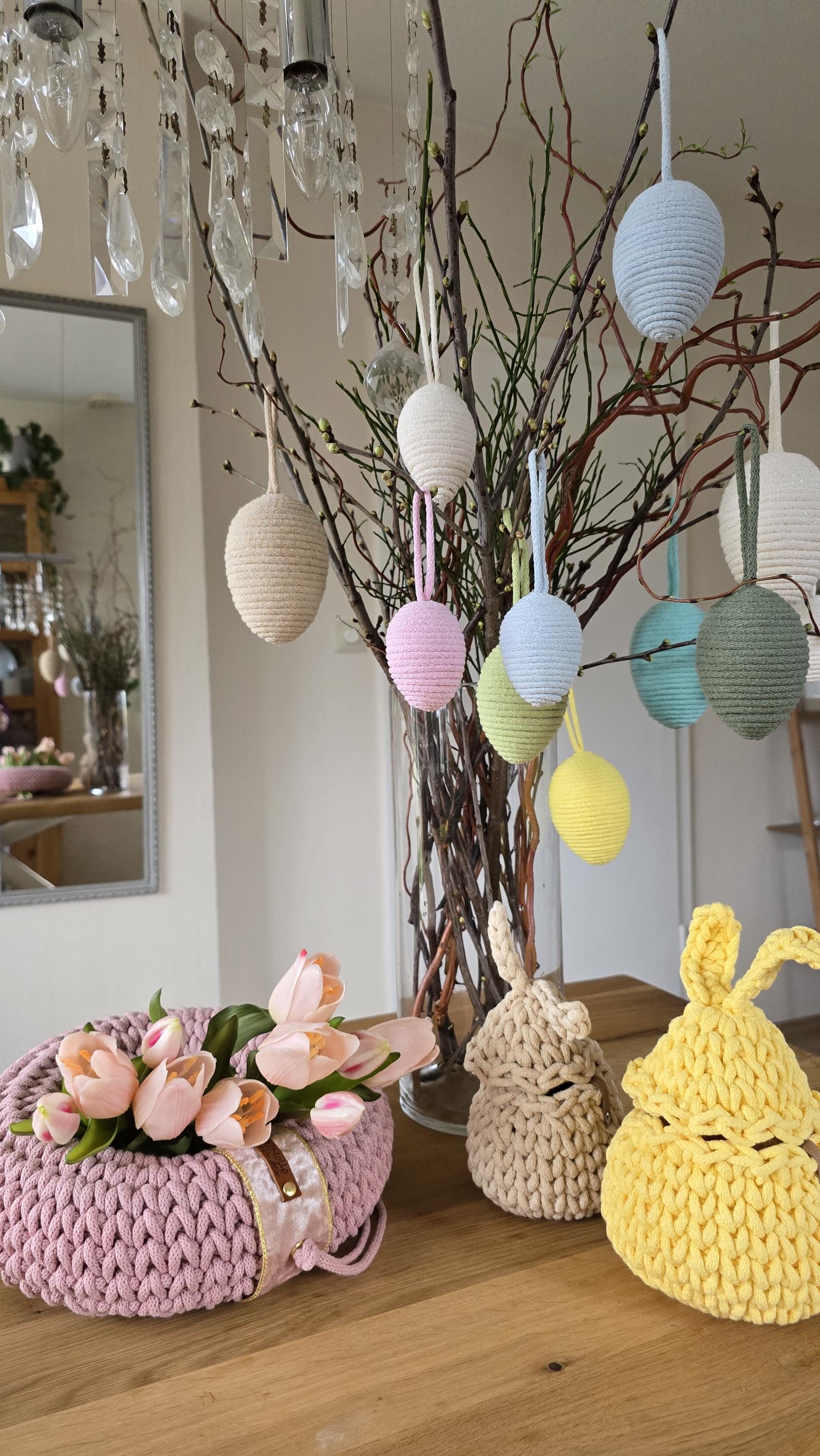 ✔ Handgefertigt & einzigartig – kein 08/15-Kram!
✔ Passt perfekt zu modernem Wohnstil – von Skandi bis Boho
✔ Tolle Geschenkidee – weil ein Schokohase allein nicht reicht
Schnapp dir dieses Osterei, bevor der Osterhase schneller ist als du! 🏃‍♀️💨