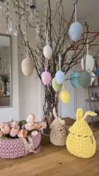 ✔ Handgefertigt & einzigartig – kein 08/15-Kram!
✔ Passt perfekt zu modernem Wohnstil – von Skandi bis Boho
✔ Tolle Geschenkidee – weil ein Schokohase allein nicht reicht
Schnapp dir dieses Osterei, bevor der Osterhase schneller ist als du! 🏃‍♀️💨
