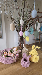 Jedes Jahr das gleiche Problem: Du suchst nach moderner, stilvoller Osterdeko, aber findest nur altbackenen Kitsch? Schluss damit! Diese Frühlingsdeko bringt frischen Wind in dein Zuhause – perfekt für dein Wohnzimmer, als charmante Fensterdeko oder als stilvolles Ostergeschenk.