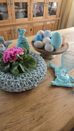 Ob als Wanddeko im Wohnzimmer, stilvolles Einweihungsgeschenk oder zeitlose Dekoration für Ostern – dieser Kranz passt zu jedem Anlass. Perfekt als dekoratives Highlight im Wohnzimmer, als Wanddeko oder als einzigartiges Einweihungsgeschenk.