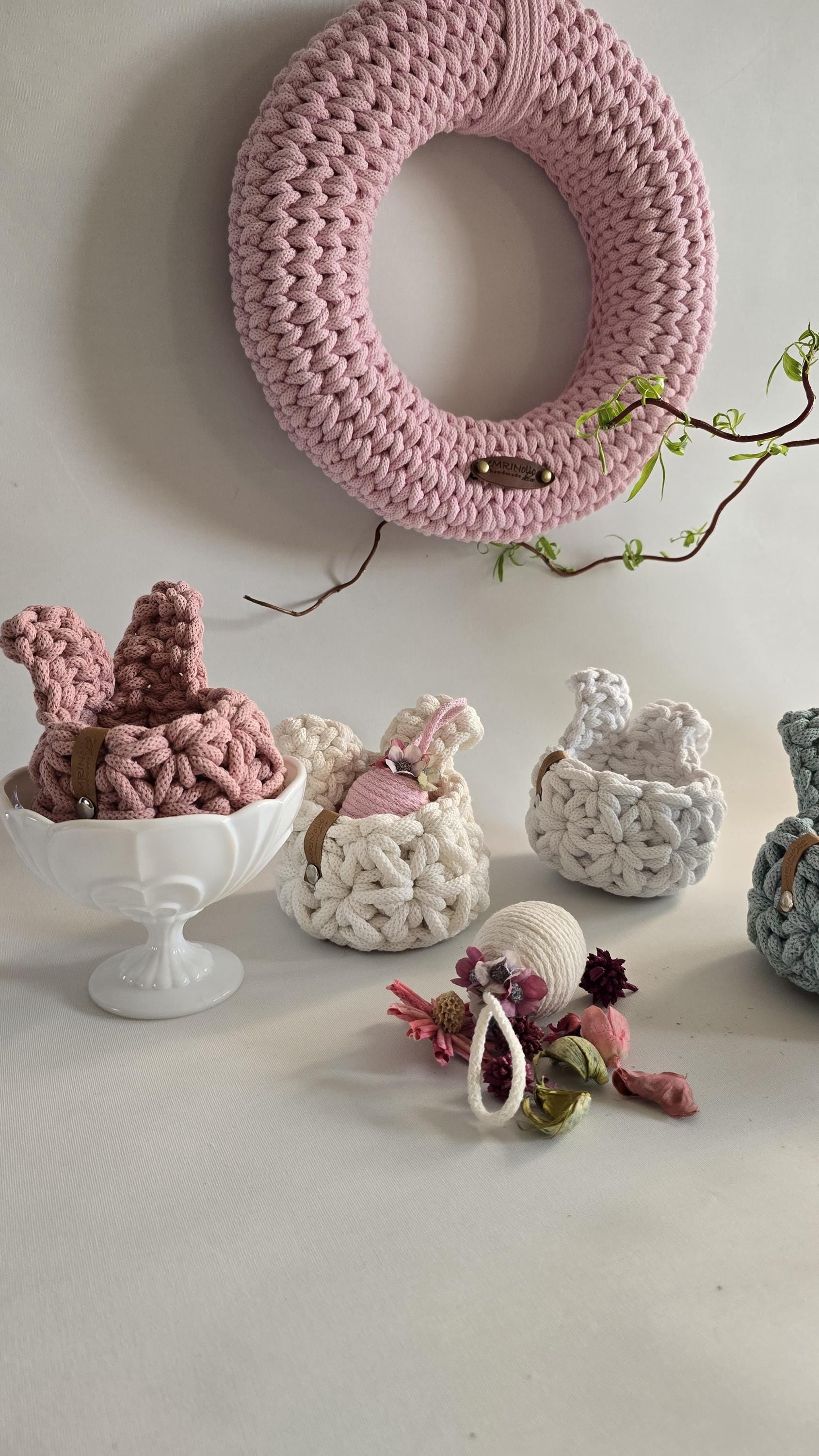Verleihe deinem Osternest einen Hauch von Eleganz mit diesem handgefertigten Osterkörbchen! 🌸✨