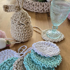 ✔ Perfekt fürs Fenster, den Ostertisch oder als Geschenk
✔ Hängend oder liegend ein Hingucker – 100 % Handmade
✔ Modern, stilvoll & garantiert nicht von der Stange

Hol dir deine außergewöhnliche Osterdeko – bevor der Osterhase alles wegschnappt! 🏃‍♀️💨