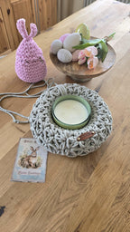 Ob als Wanddeko im Wohnzimmer, stilvolles Einweihungsgeschenk oder zeitlose Dekoration für Ostern – dieser Kranz passt zu jedem Anlass. Perfekt als dekoratives Highlight im Wohnzimmer, als Wanddeko oder als einzigartiges Einweihungsgeschenk.