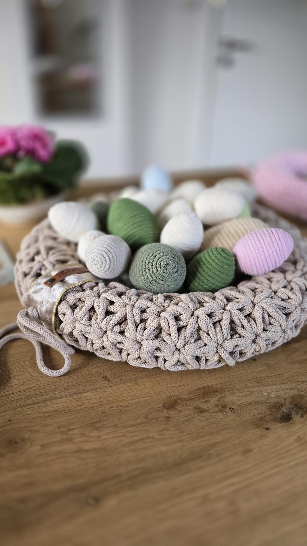Ostereier Osteranhänger Eier – Moderne Osterdekoration | Handgemachte Anhänger, stilvolles Oster-Mitbringsel, Deko Blumen