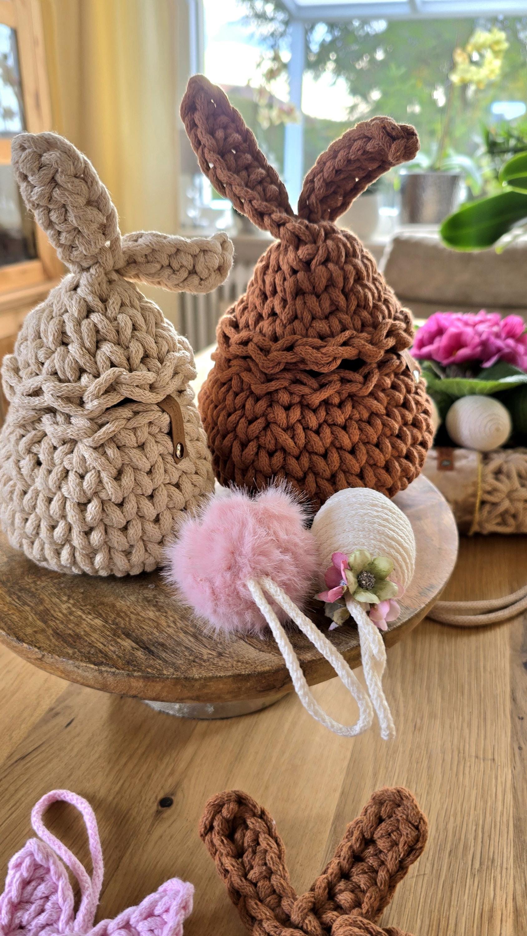 ✔ Handgemacht & einzigartig – kein Massenprodukt!
✔ Deckel mit Hasenohren – süßer geht’s nicht!
✔ Vielseitig nutzbar – als Osterkorb, Babygeschenk oder Organizer