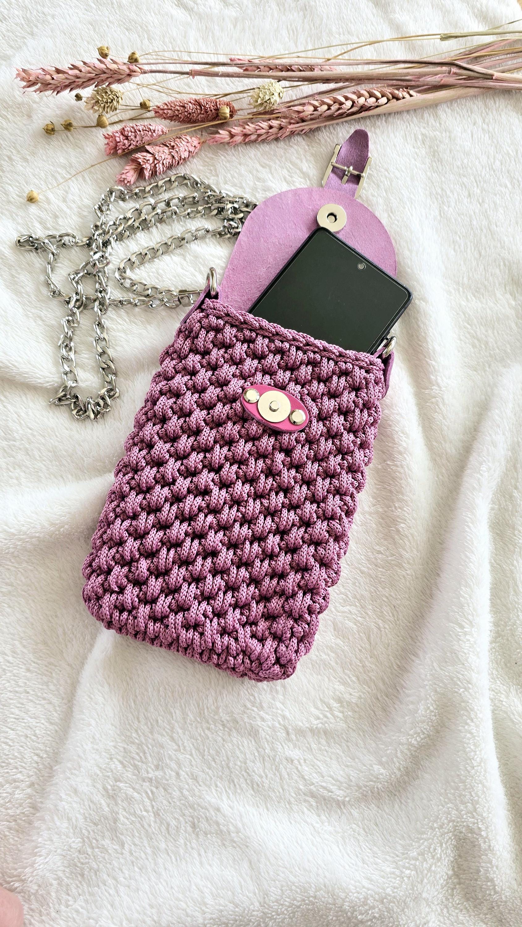Crochet Phone Bag with Magnetic Closure – Crossbody Pouch for Smartphone – Handmade Storage with Leather Flap & Chain Strap