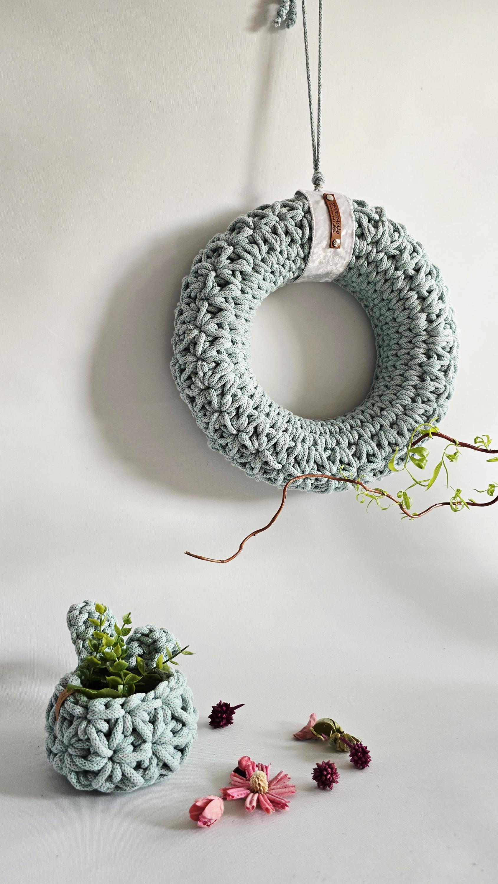 Türkranz Wandkranz Handgemacht – Gehäkeltes Jasmin-Muster in Naturfarben | Skandinavische Home Decoration und Geschenkidee, Wandkranz