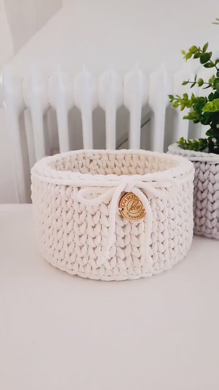Korb gehäkelt rund Hygienekorb, Kosmetikkorb, Zimmer Dekoration Korb, Badausstattung, Geschenk Korb, Babyzimmer Aufbewahrung rund