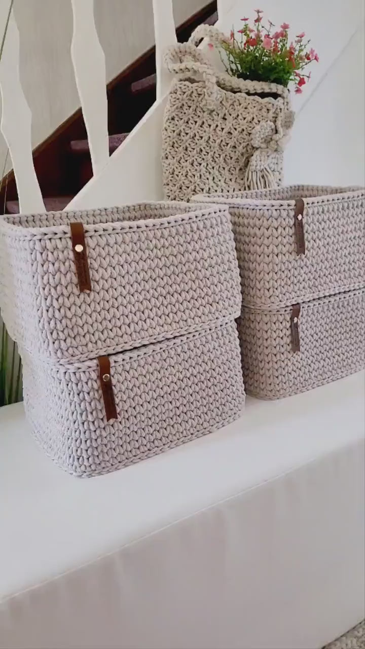 Korb gehäkelt eckig, Untensilo, Kinderzimmer deko, Korb Aufbewahrung, Geschenkidee, Weihnachtsgeschenk, Bad Aufbewahrung