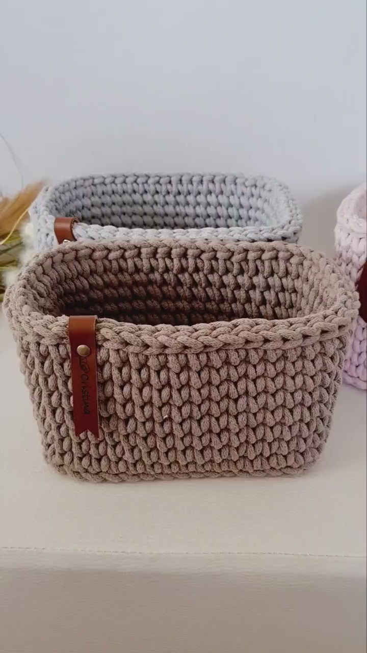 Korb gehäkelt eckig, Aufbewahrungskorb, Häkelkorb Kinderzimmer deko, Körbe Aufbewahrung, Geschenkidee, Weihnachtsgeschenk, Bad Aufbewahrung