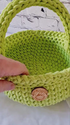 Henkelkorb gehäkelt aus Baumwolle | Aufbewahrung im Boho-Stil | Deko Korb fürs Kinderzimmer und Bad | Handgemacht & robust
