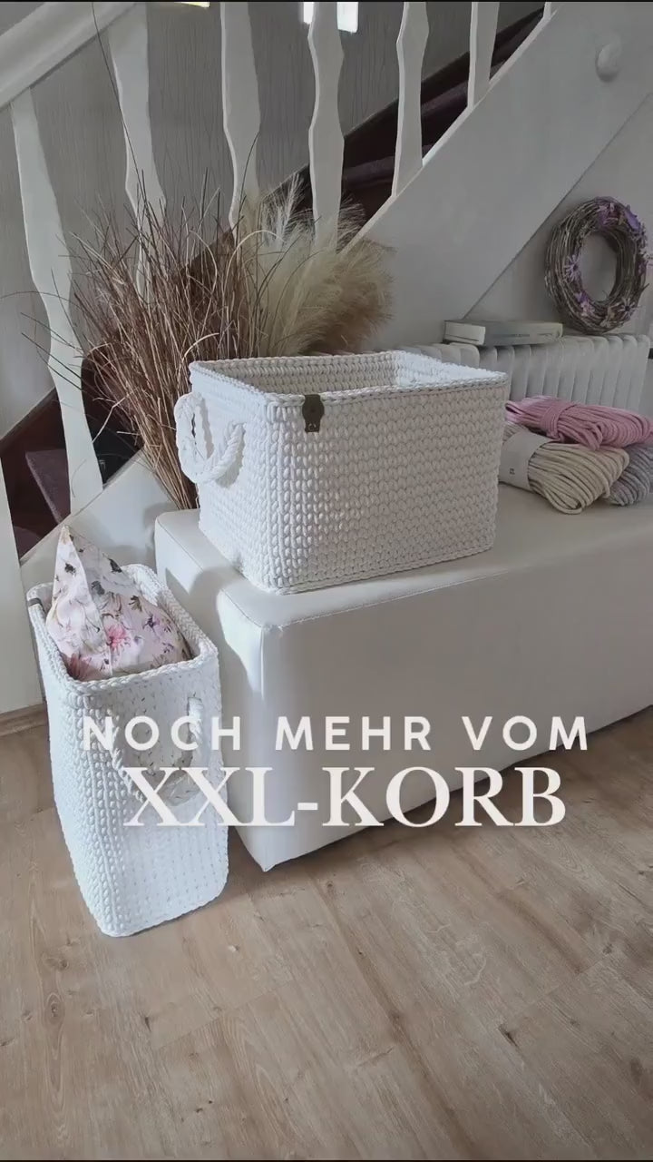 Moderner Aufbewahrungskorb, eckiger XXL-Korb,  platzsparender Deckenkorb, dekorativer Wäschekorb für Bad, skandinavisches Wohnaccessoire