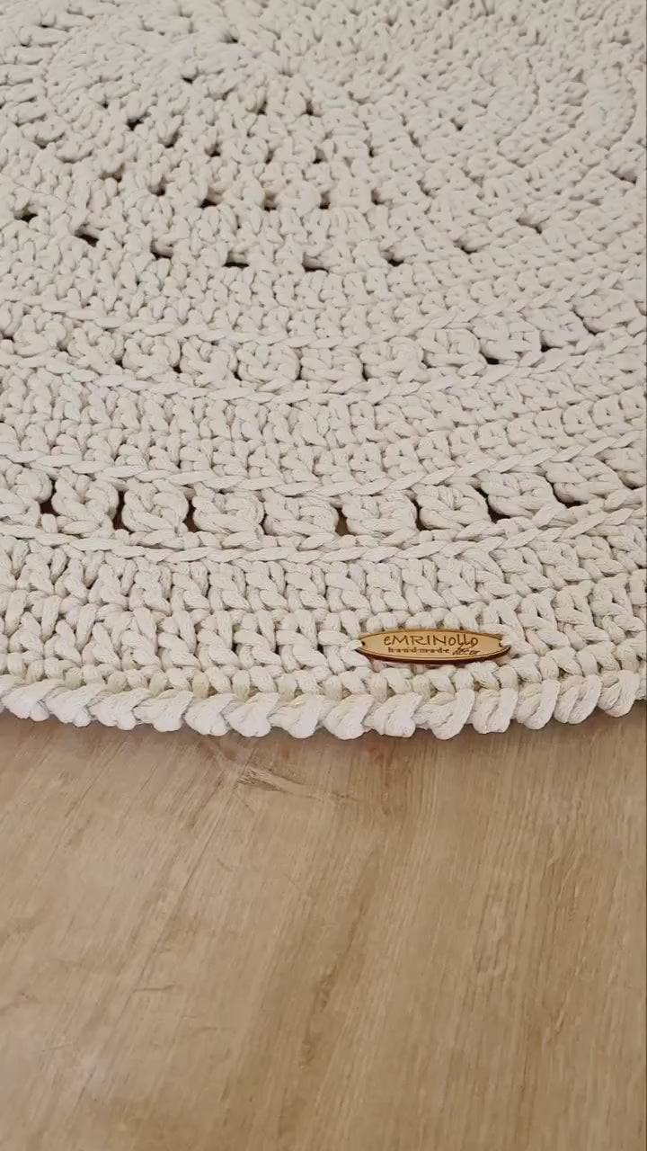 Teppich handmade Kinderzimmer, rund handgefertigt, Kinderzimmer Deko, Teppich für das Wohnzimmer, Geschenkidee für Taufe