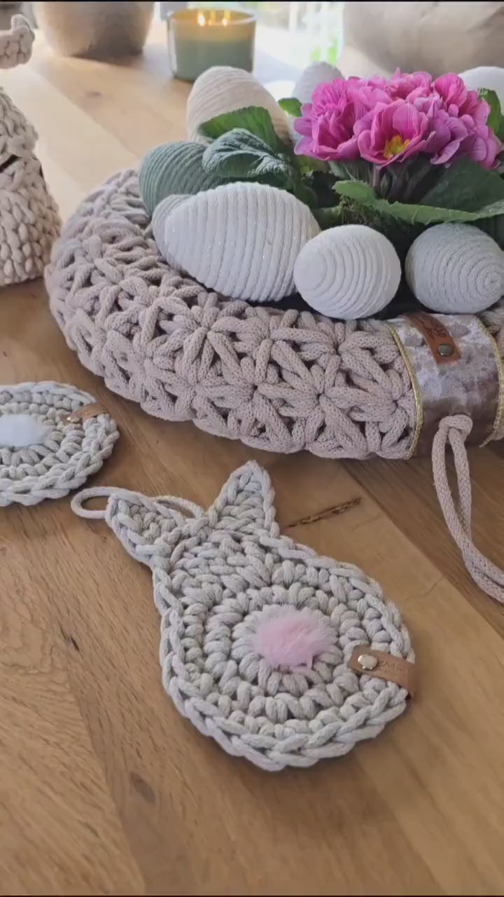 Türkranz Frühling, Handgemacht, Wanddeko Wohnzimmer – Gehäkeltes Jasmin-Muster | Skandinavische Wohnaccessoires, Home Decoration, XXL Kranz