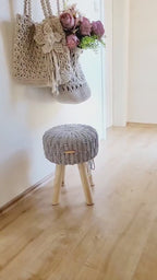 Fußhocker mit gehäkeltem Bezug aus Baumwolle, natürlicher Sitzkomfort für Dein Zuhause im  Wohn- und Kinderzimmer, Sitzhocker skandi Deko
